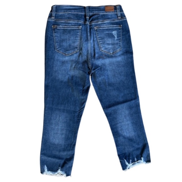 Judy Blue Skinny Fit Capri Distressed Jeans - Picture 2 of 7